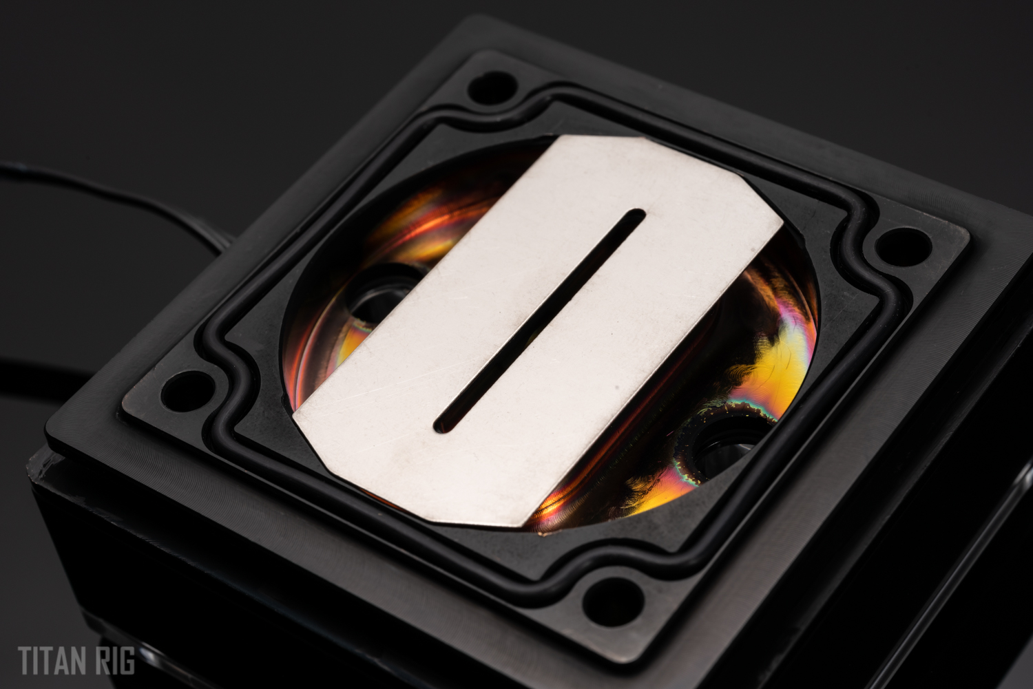 Inside the Alphacool Eisblock XPX Aurora Edge CPU Water Block